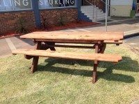 2.4 picnic table 1